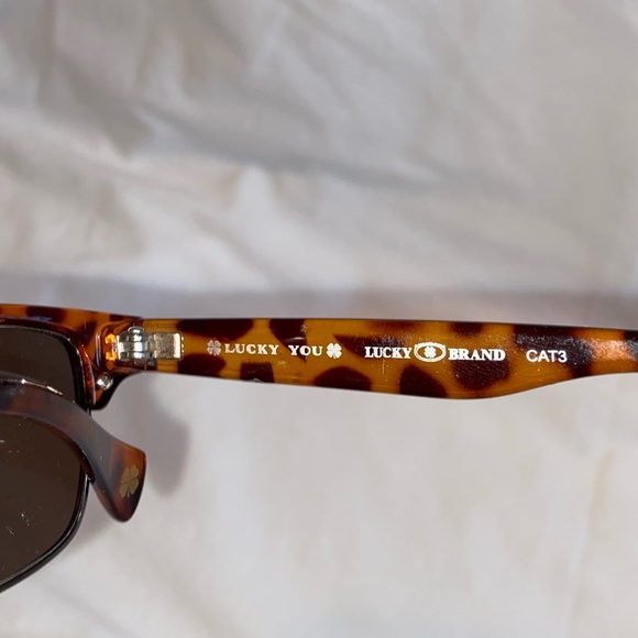 Lucky brand sunglasses - Picture 6 of 6